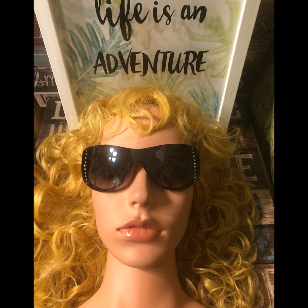 New Black Chic Sexy Bling Sunglasses!!!